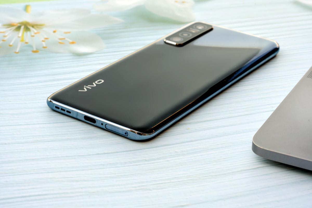 vivo y73s 5g评测:大屏幕也能有轻薄手感