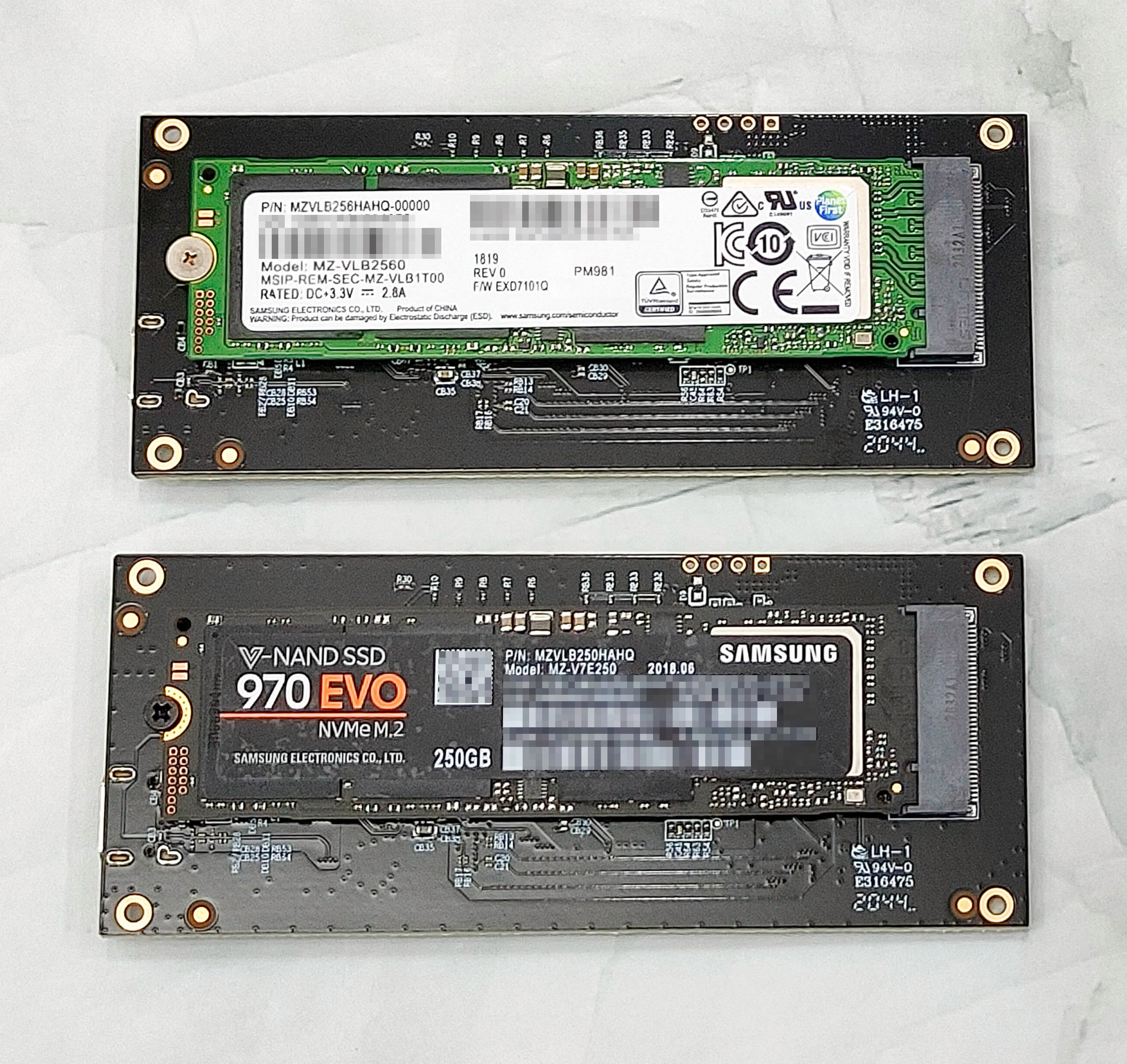 拿samsung 970 evo 250gb(acasis tbu401)跟samsung pm981 256gb