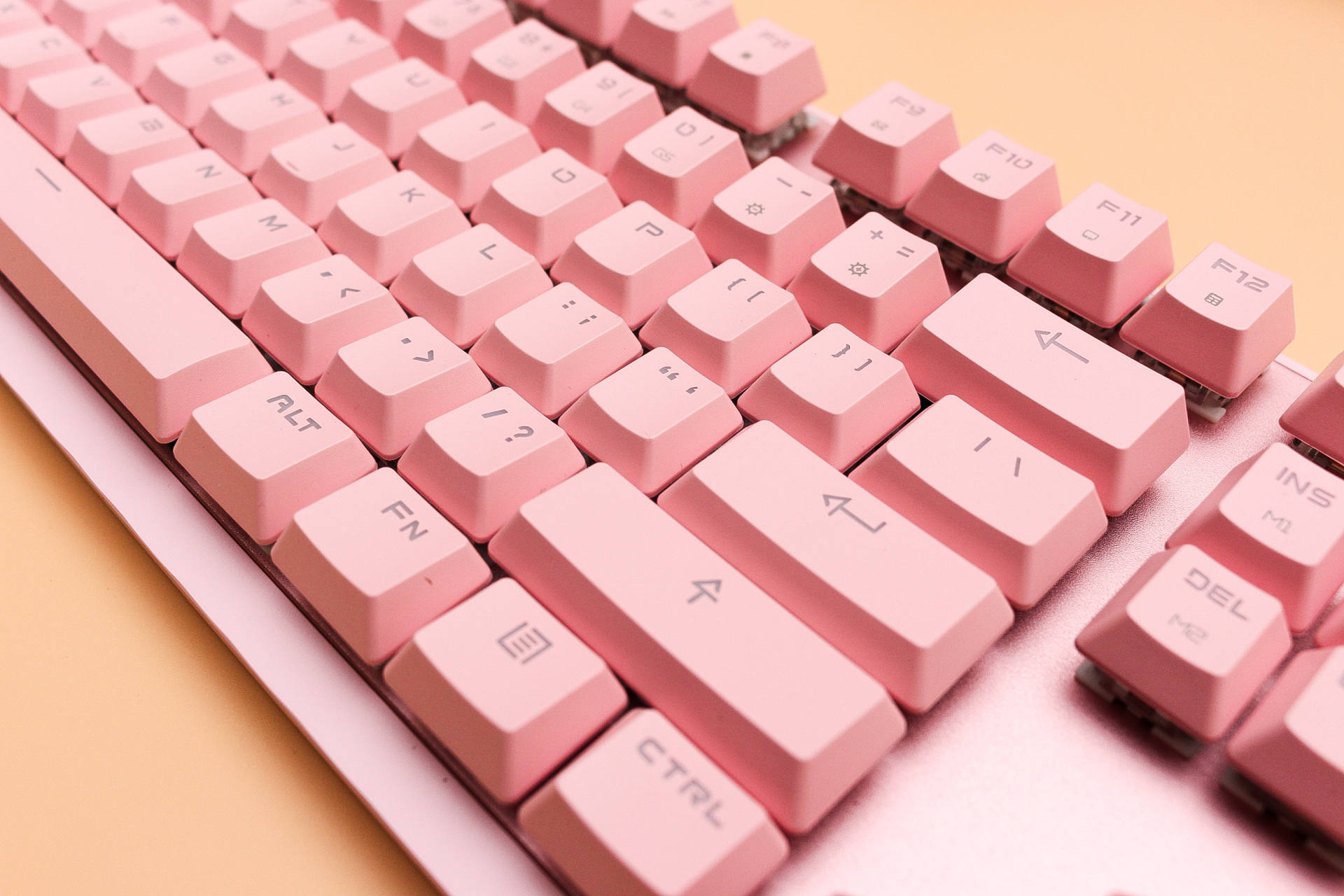 富勒MK910粉色键盘图赏_数码图赏_太平洋电脑网