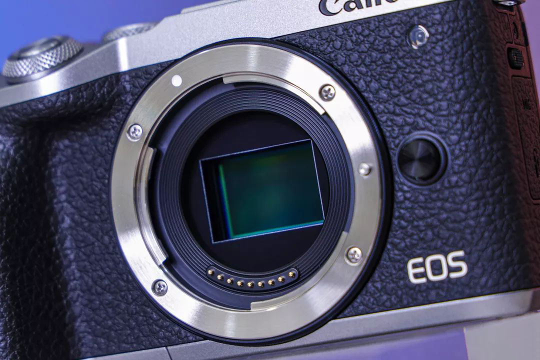 视频微单双雄唯二之选:索尼a6400对比佳能m6 mark ii