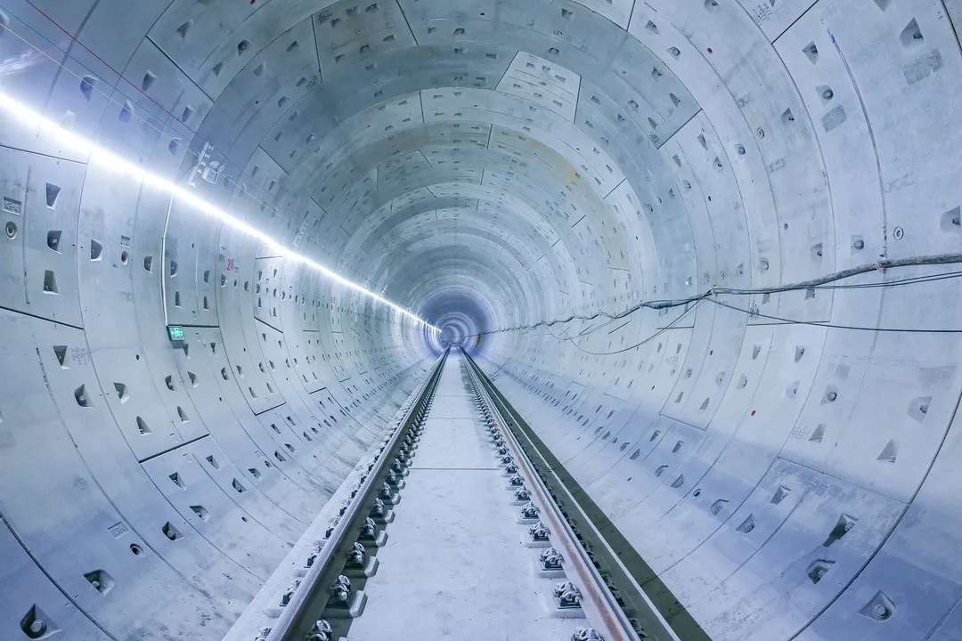 深圳在建最长地铁线全线贯通: 50.4 公里